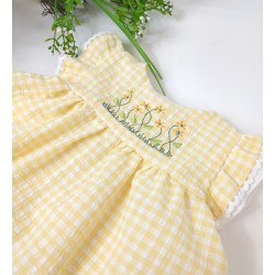 Jesusito y Ranita Vichy Alejandra -Vestido bordado bebé.