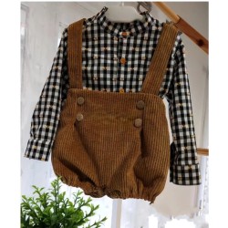 Conjunto Bombacho y Camisa.