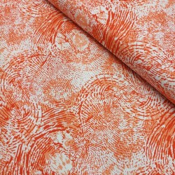 Viscosa Sandra en Coral-Tela  viscosa con estampado abstracto en color coral.